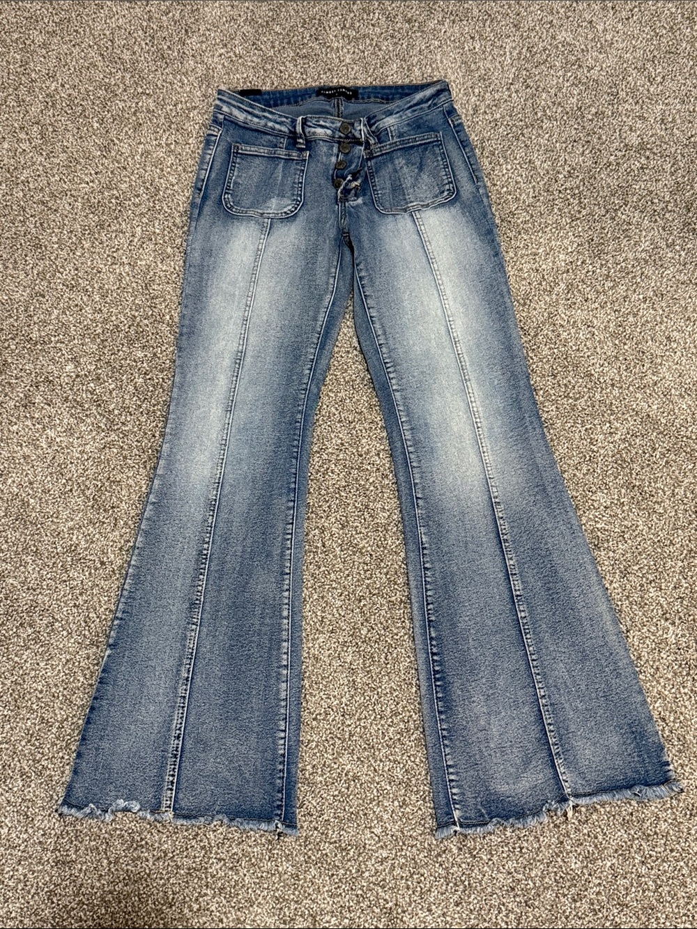 Almost Famous Light Wash Flare Jeans Patch Pockets Raw Hem Size 7